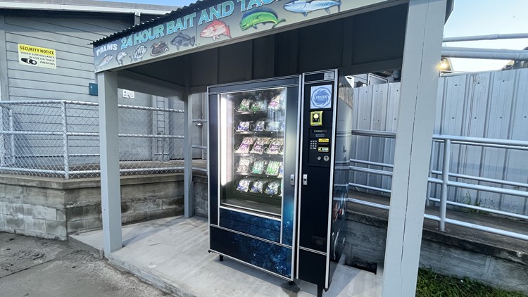 Jacksonville fisherman creates 24/7 bait vending machine