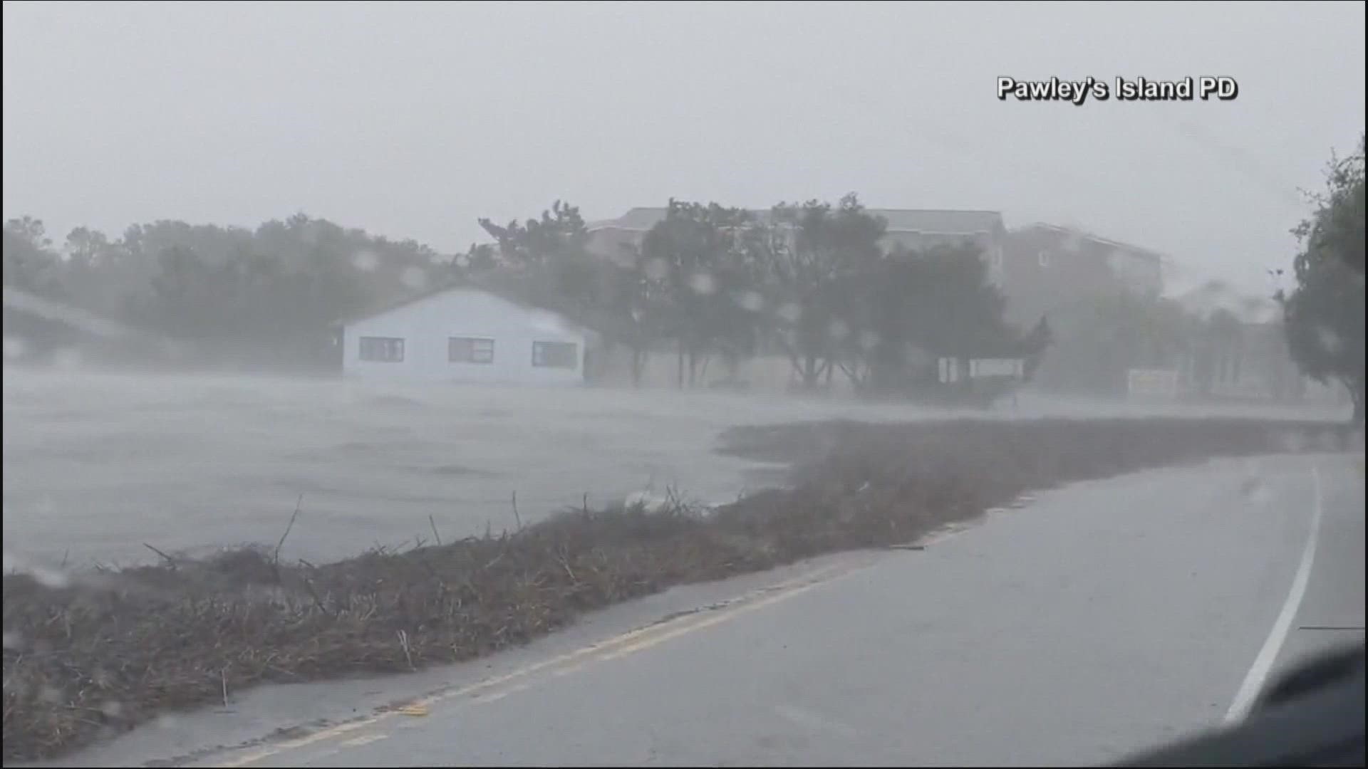 Florida peninsula starts cleanup as storm moves toward the Carolinas.