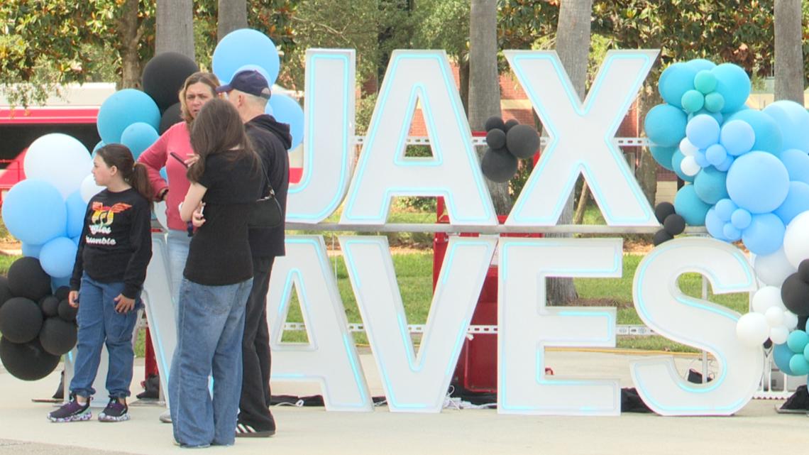 'Go Waves': Jacksonville Waves debut to sold-out crowd, marking new era in city sports