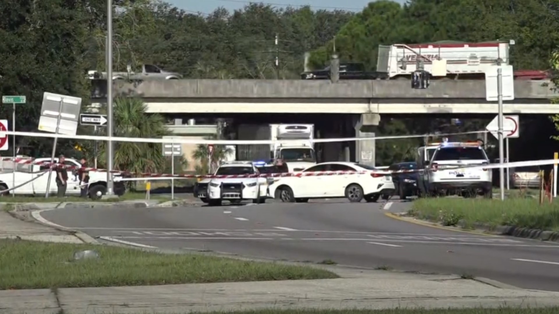 JSO says around 3:30 a.m., patrol officers witnessed a shooting that took place between 2 vehicles in the 10000 block on 103rd Street on the city's Westside.