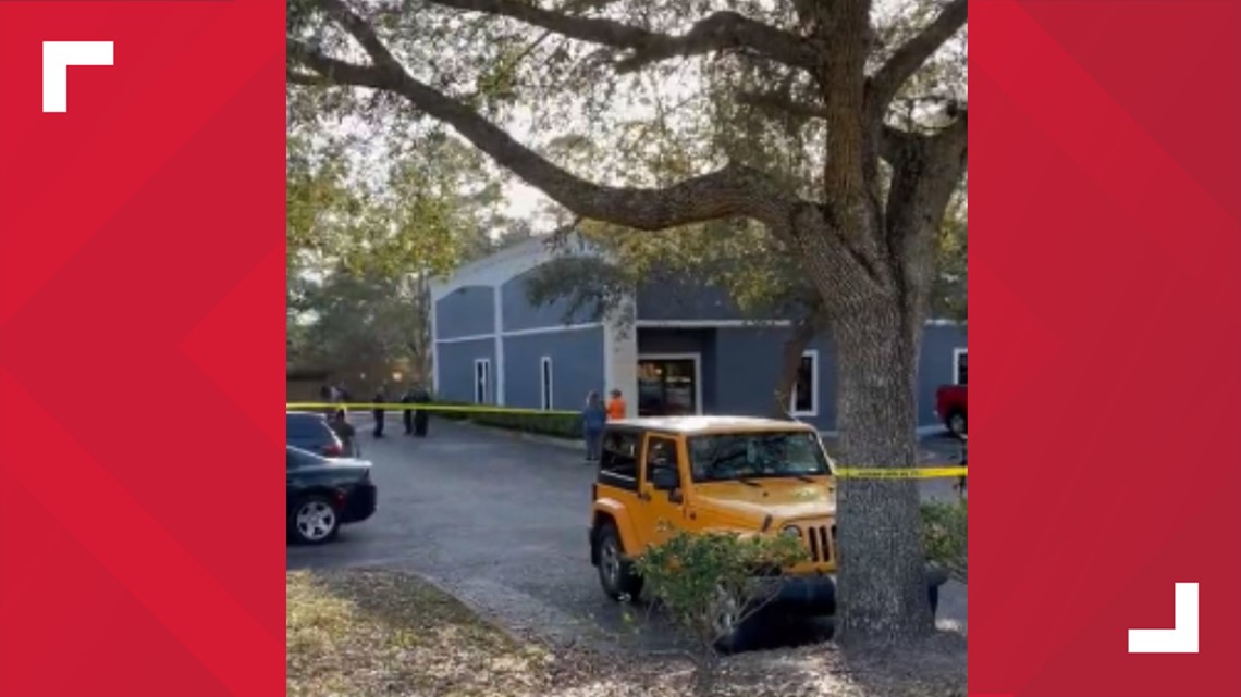 Standoff ends with peaceful surrender after neighborhood in Clay County