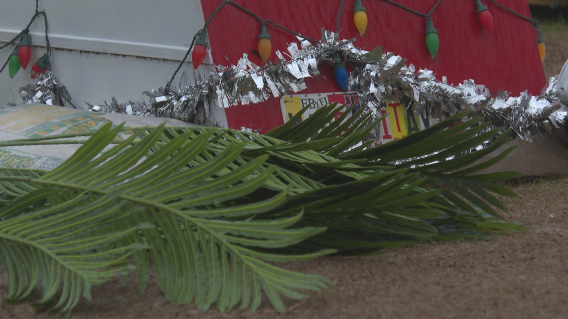 Toppled trees and torn props scattered through Deck the Chairs after rain and wind hits Jacksonville Beach - Vimarsana News