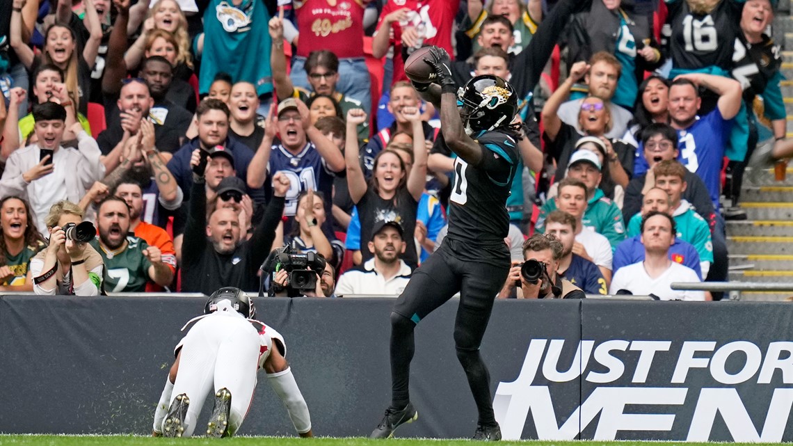 Lawrence, Ridley and defense help Jaguars beat Falcons 23-7 in London, Sports