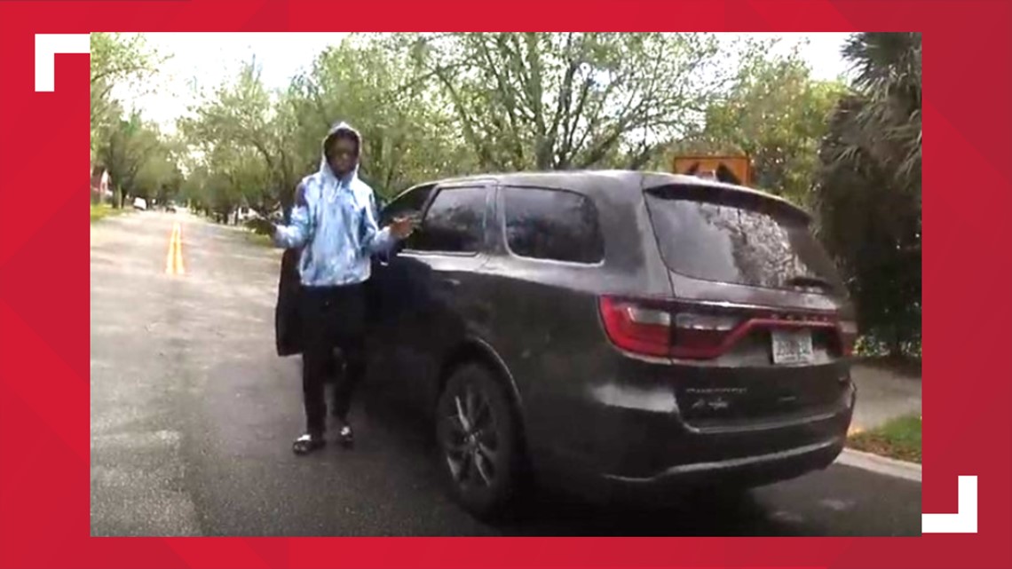 Video of traffic stop involving the Jacksonville rapper Foolio - Vimarsana News