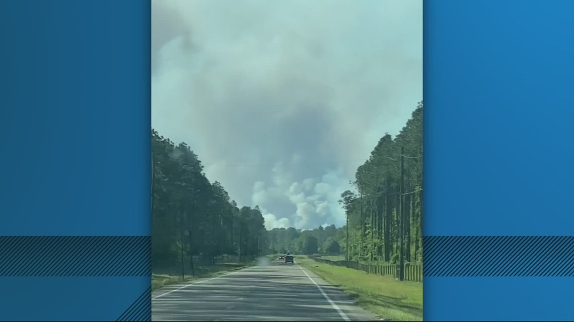 Officials fighting brush fires in Bryceville, Hilliard