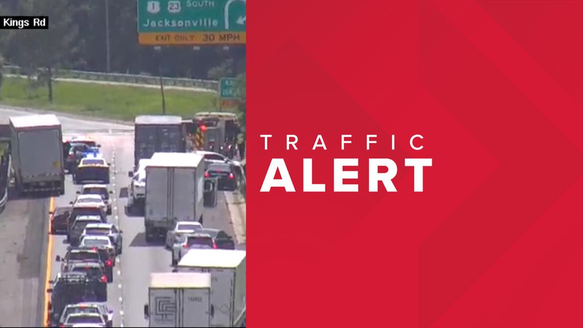 Traffic Alert: Crash with injuries shuts down I-295 South at New Kings Road