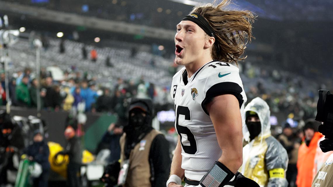 Official: QB Trevor Lawrence Named to the 2023 Pro Bowl Games