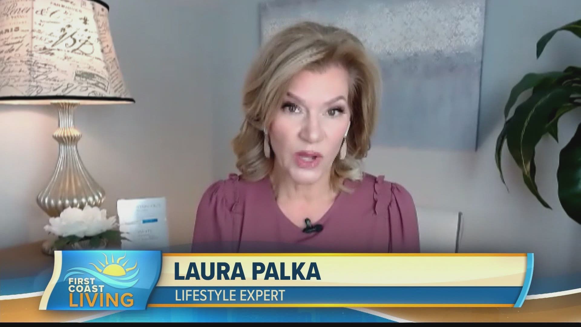 Lifestyle expert, Laura Palka explains how whitening your teeth can make you look younger!
