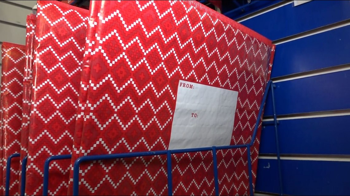 Mark your calendar with these dates to mail holiday packages - Vimarsana News