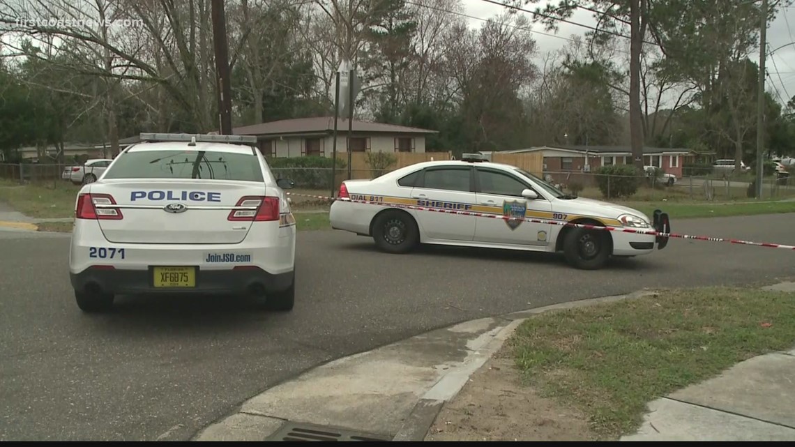 Man dies after Sunday morning shooting in Sherwood Forest area