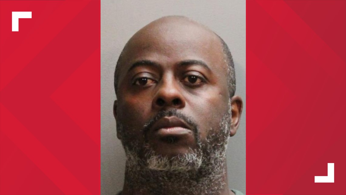 Florida man charged after chasing down repossessed vehicle ...