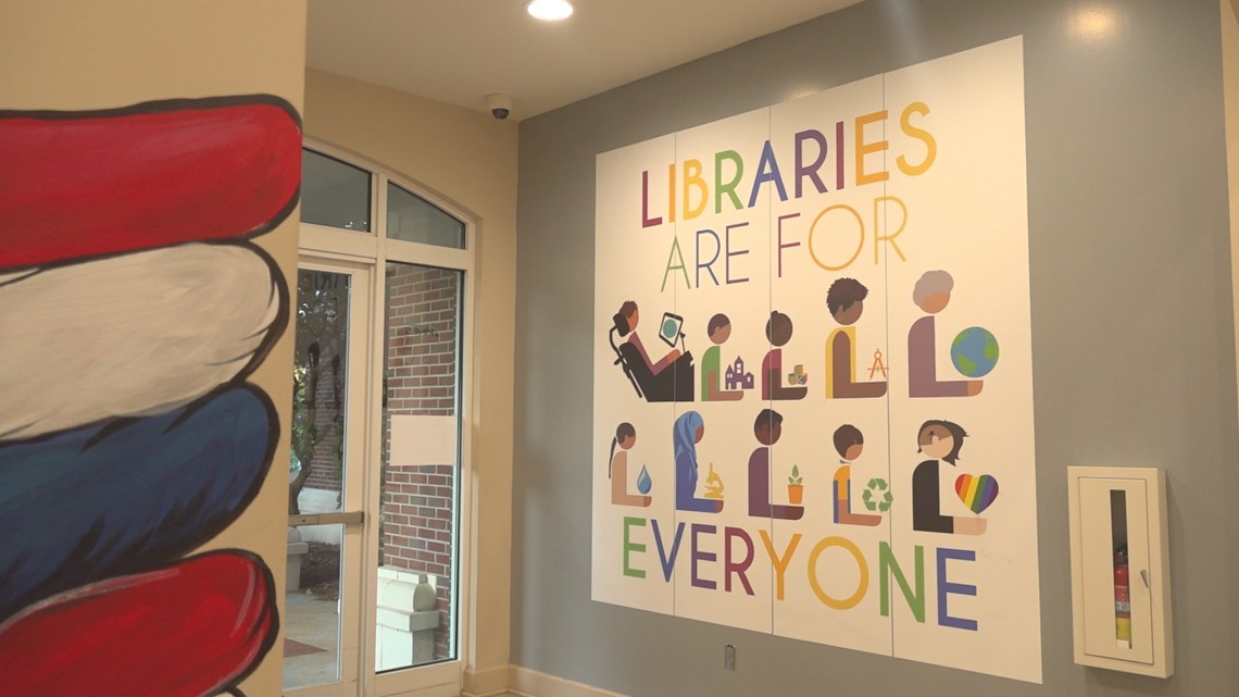 Okefenokee library board postpones decision on displays - Vimarsana News