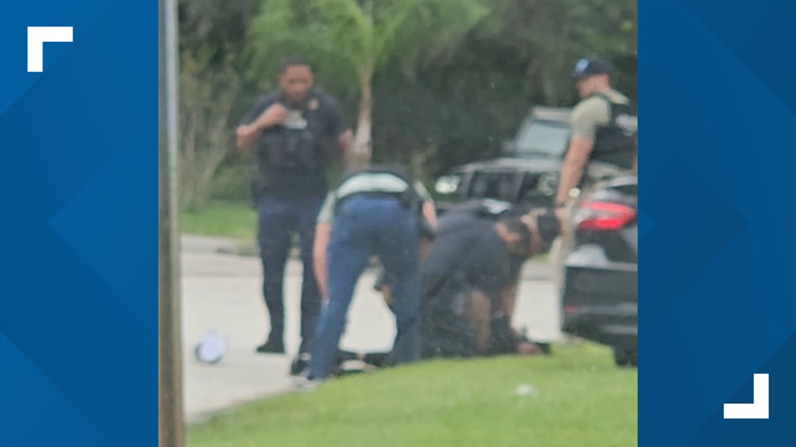 Jacksonville police respond to viral police brutality video - Vimarsana News