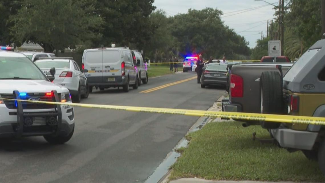 JSO: Woman found dead in Atlantic Beach home after neighbors called 911 ...