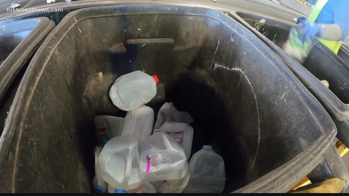 Curbside recycling returns to Jacksonville