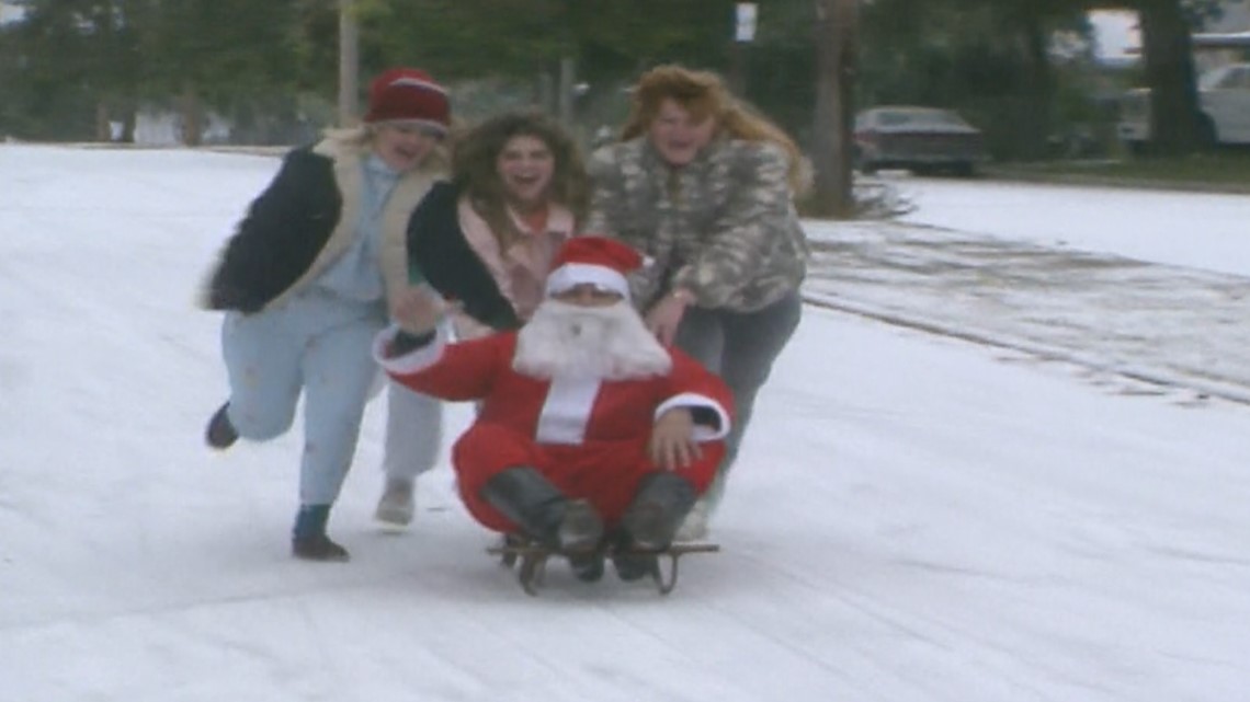 Watch Archived video shows historic Jacksonville snowfall in December 1989