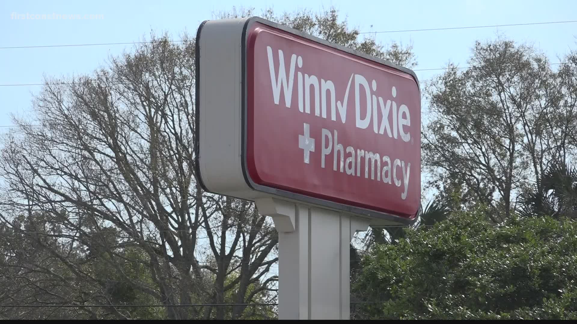 Winn-Dixie, Harveys begin administering vaccines