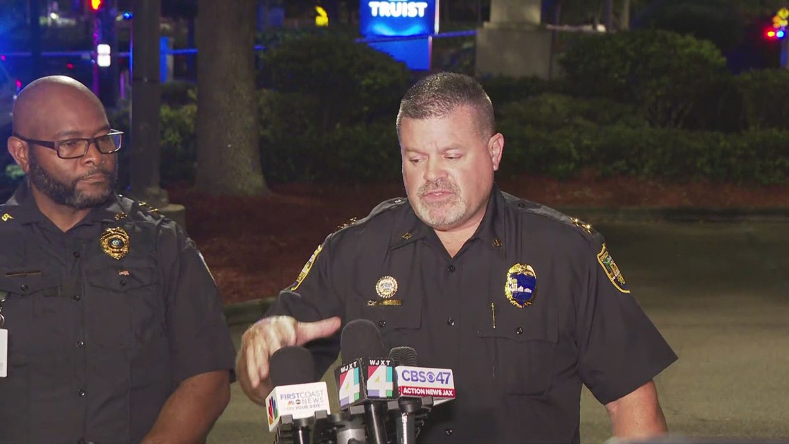 Police: Juvenile gunman shot by Jacksonville officers after firing gun ...