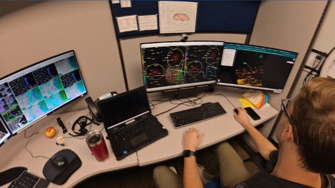 How the National Weather Service 'IMETs' help battle wildfires across the county