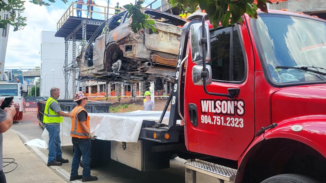 BMW believed to be what started JAX hourly parking garage fire removed ...