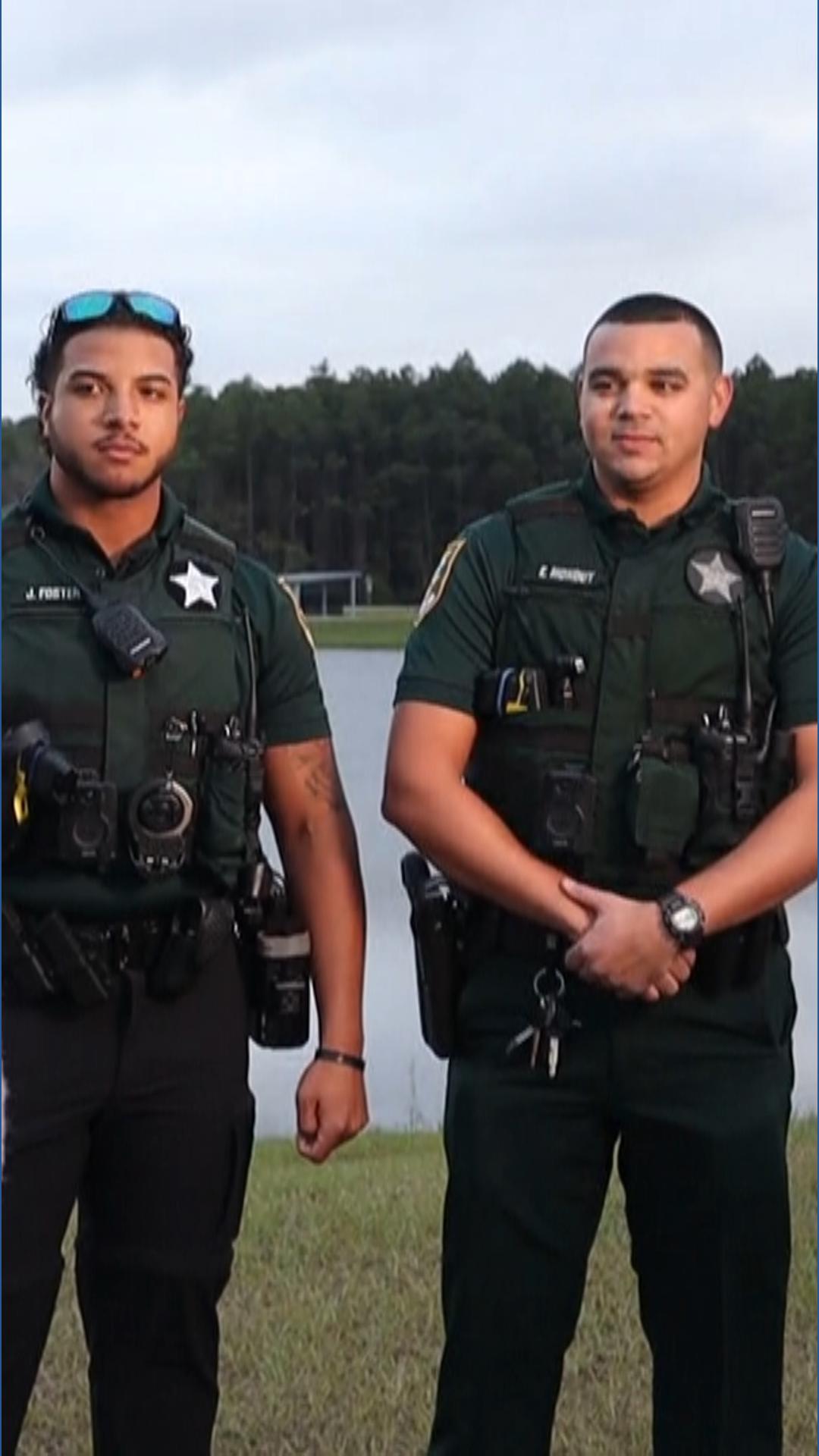 'Very relieved': Deputies recount rescuing elderly man from sinking car ...