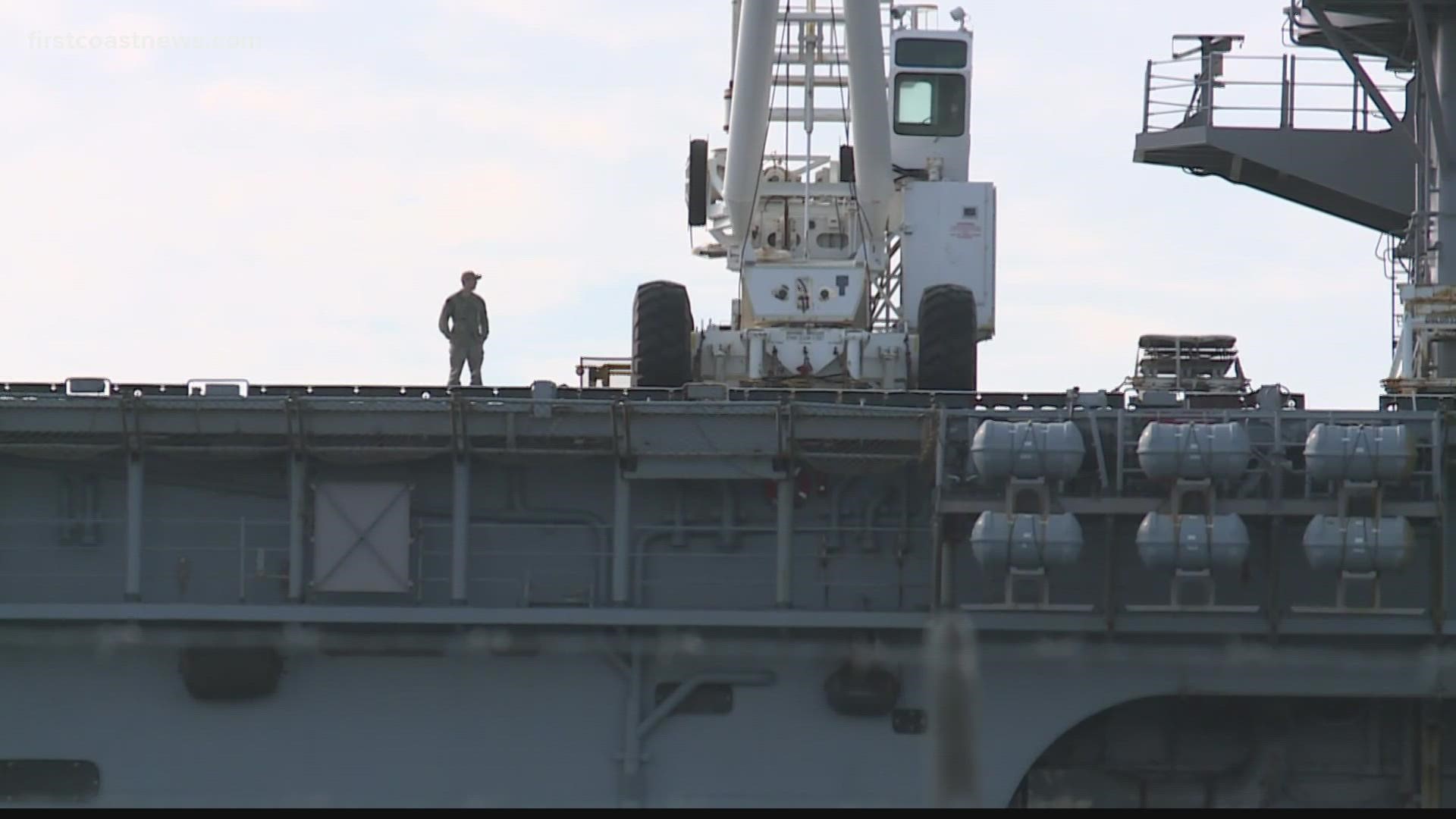 USS Iwo Jima leaves Mayport for new home