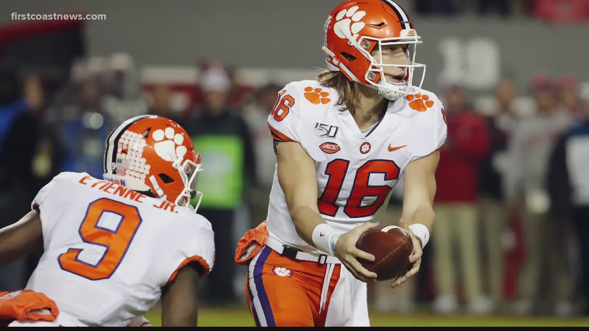 The Athletic's Clemson beat writer Grace Raynor breaks down the connection between new Jaguars' Trevor Lawrence and Travis Etienne with Mia O'Brien.
