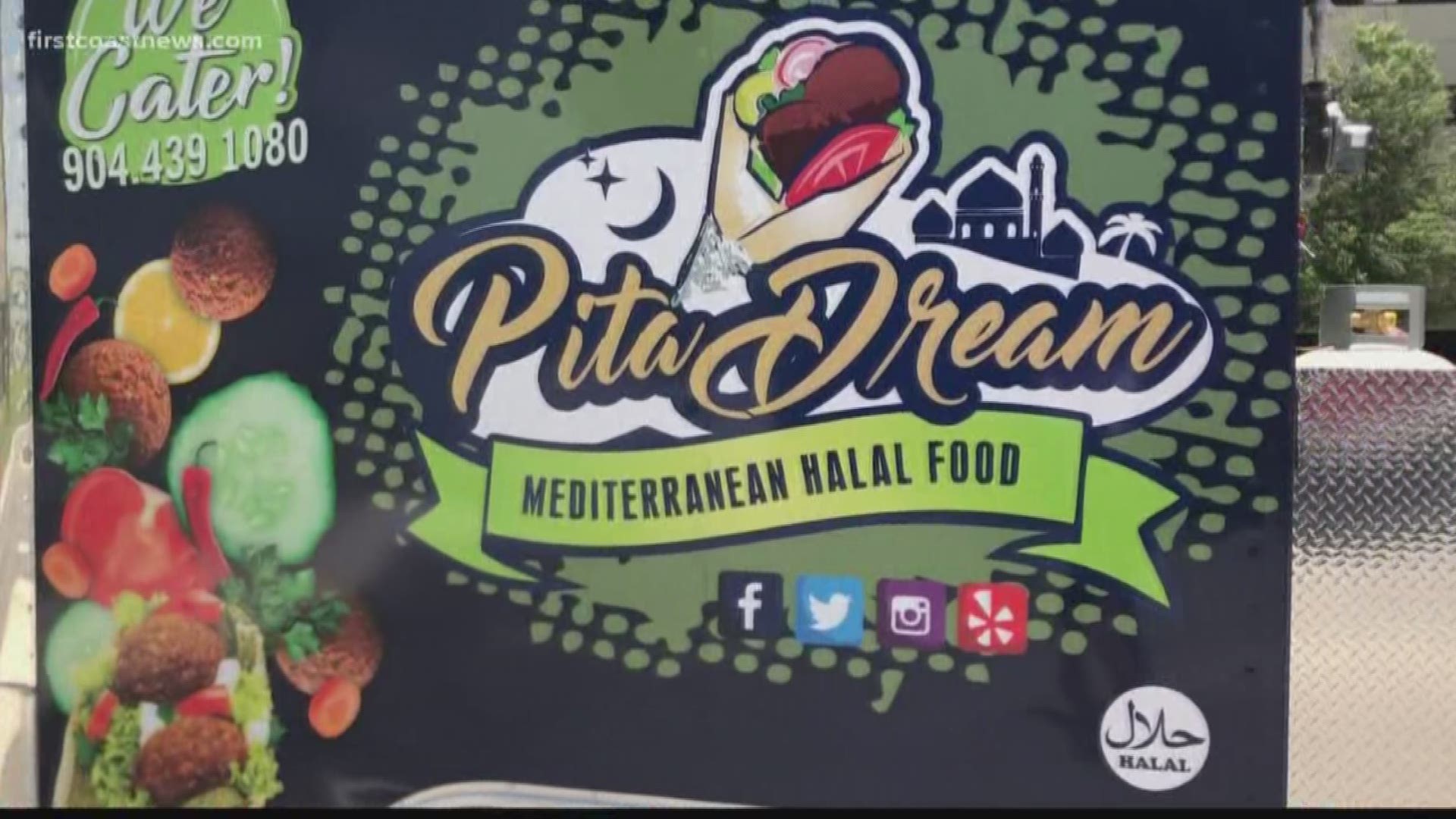 Pita Dream is popular for its include chicken shawarma, mixed lamb and beef gyro pita, and their "Dream Combo," which is a mixed lamb, beef and chicken platter.