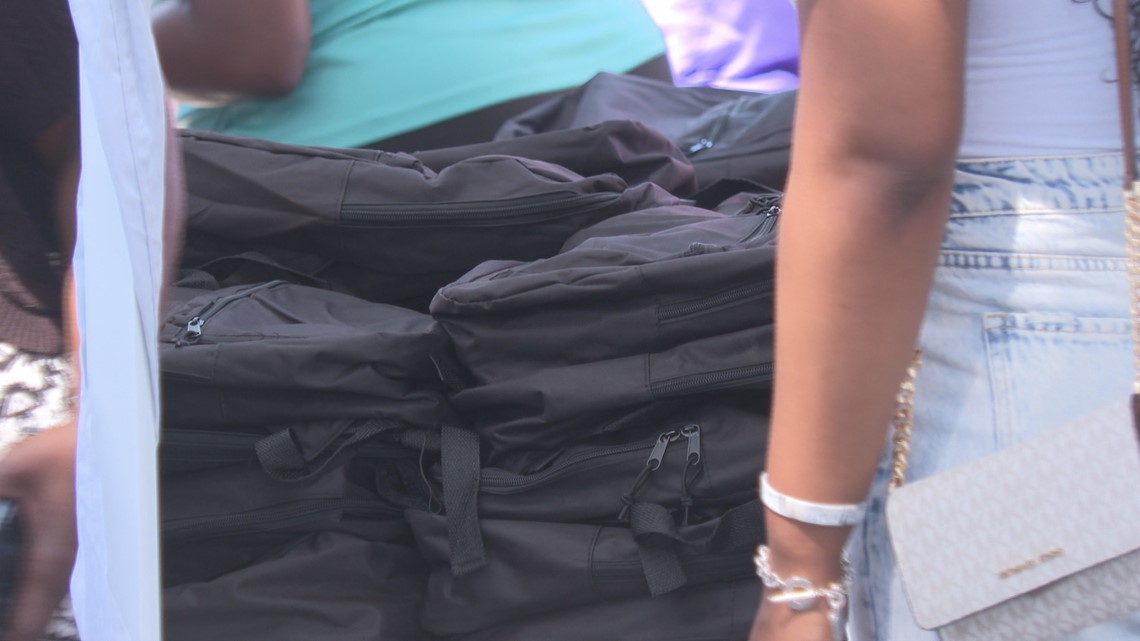 600 backpacks handed out at Jacksonville's Back2School Bash