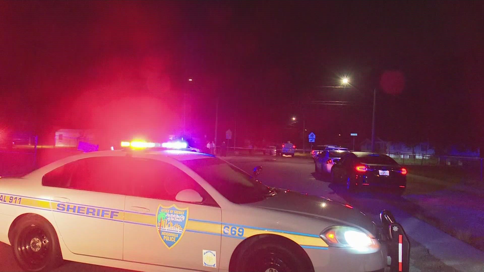 At approximately 8:30 p.m. Saturday night, police found a gunshot victim at the 9500 block of Norfolk Blvd, the Jacksonville Sheriff's Office said.