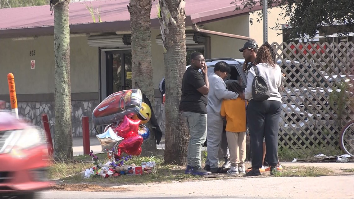 Neighbors demand change to intersection where 6 year old died - Vimarsana News