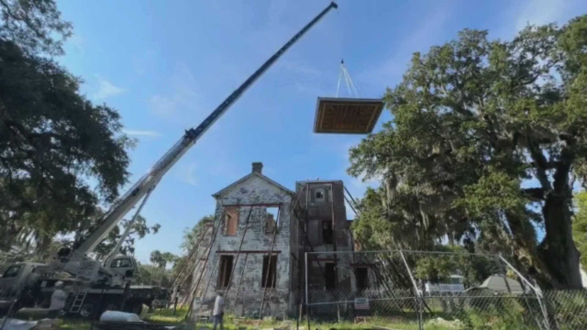 Nuns hire contractor to restore a school in St. Augustine. He told government officials, "You can deal with me or with the sisters."