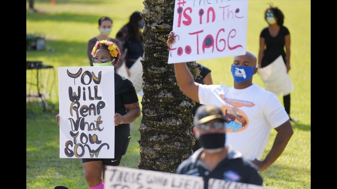 People protest in Florida the murder of Ahmaud Arbery | firstcoastnews.com