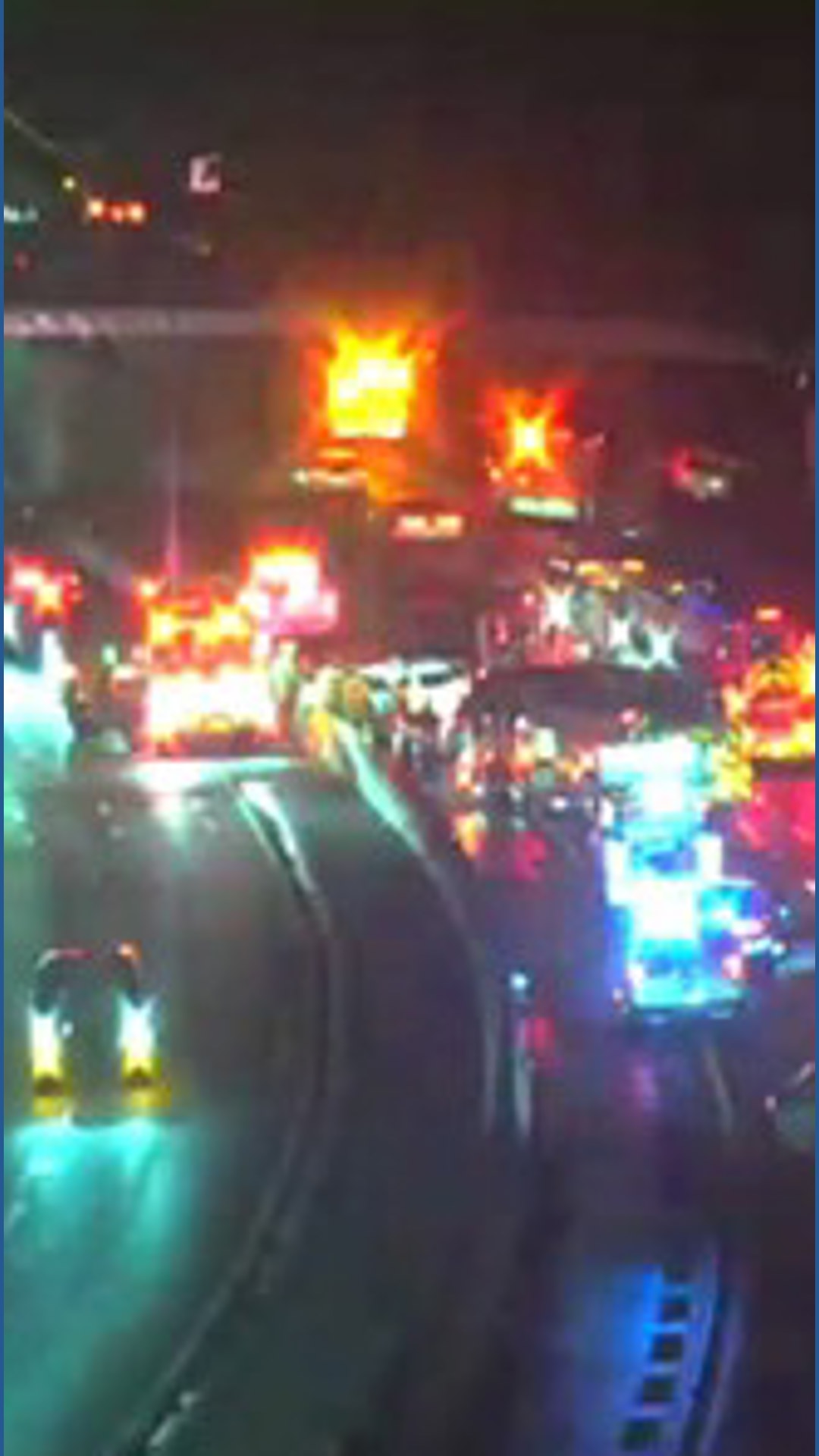 Crash with injuries blocks all but one lane of I-95 South near Lem