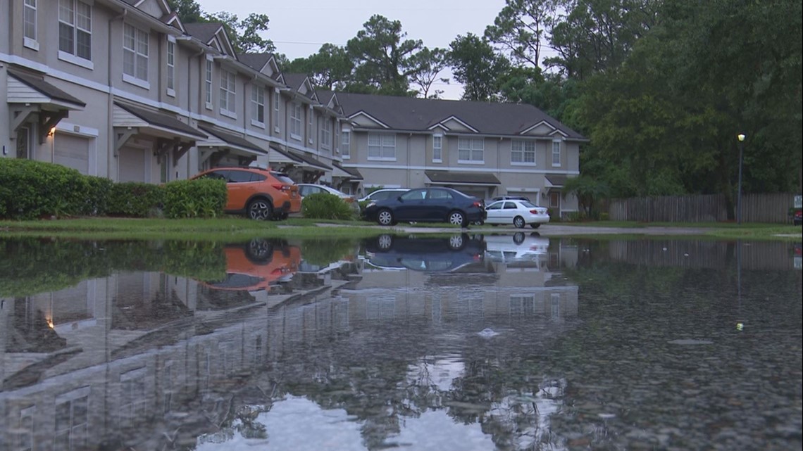 Drainage issues frustrate Jacksonville homeowners - Vimarsana News