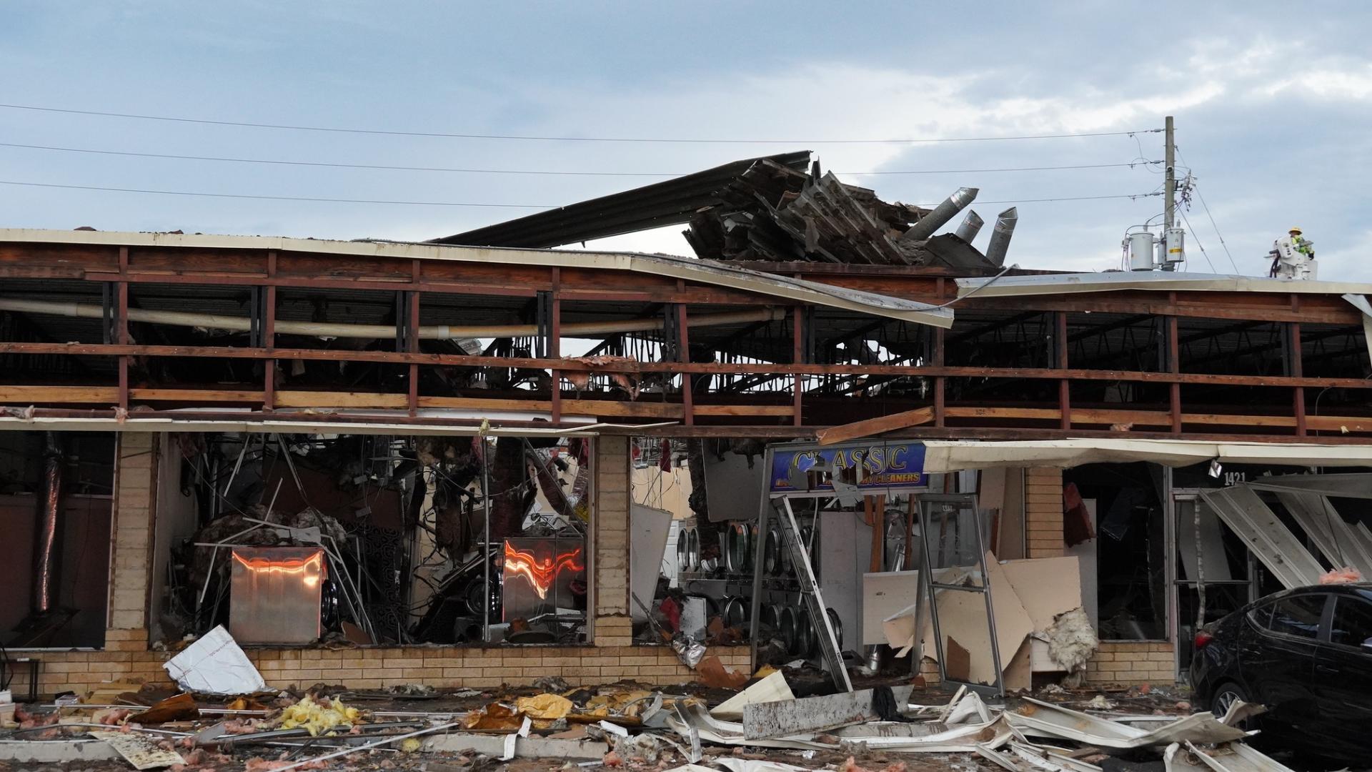 Ocala laundromat destroyed by explosion | firstcoastnews.com