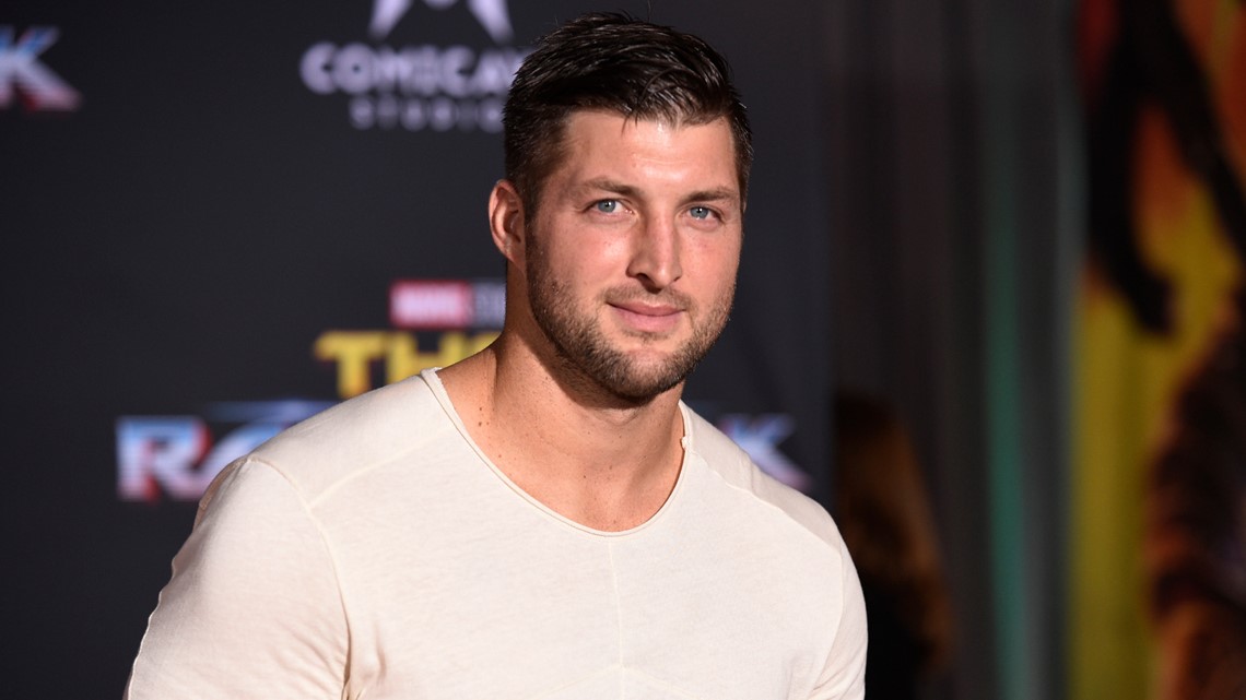 Tim Tebow, former Patriots QB, has tryout for Jaguars at a tight end  (report) 