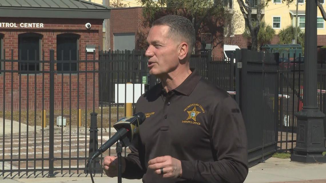 Florida sheriff: Teen linked to extremist group threatened mass shooting, held child pornography