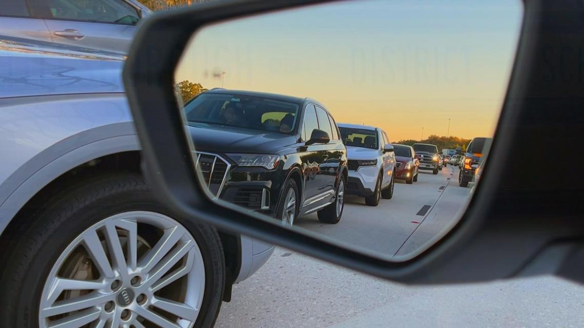 DeSantis vetoes crackdown of driving in left lane bill