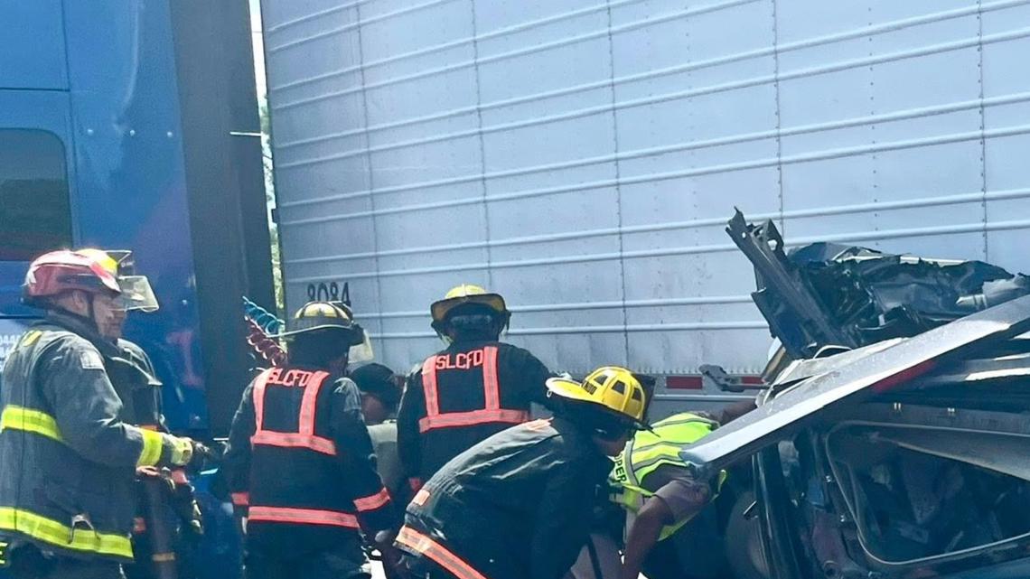 Trucking company in fatal Florida turnpike crash cited for multiple ...