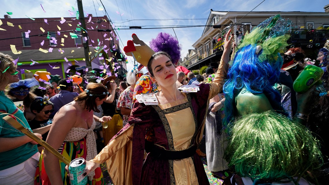 'Biggest party in the world' Mardi Gras returns to New Orleans