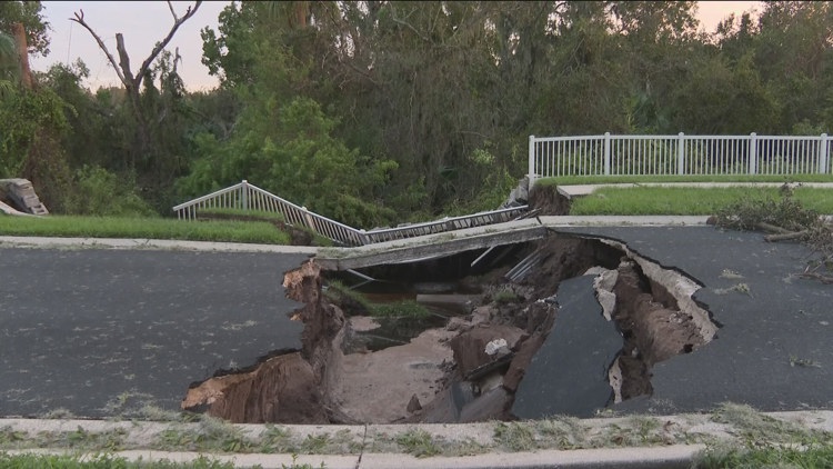 Massive sinkhole in Florida neighborhood shocks families