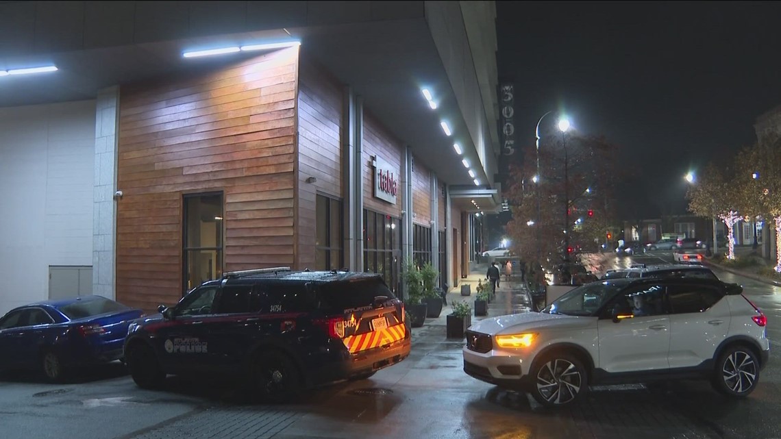 Atlanta Police investigate Buckhead shooting Peachtree Rd