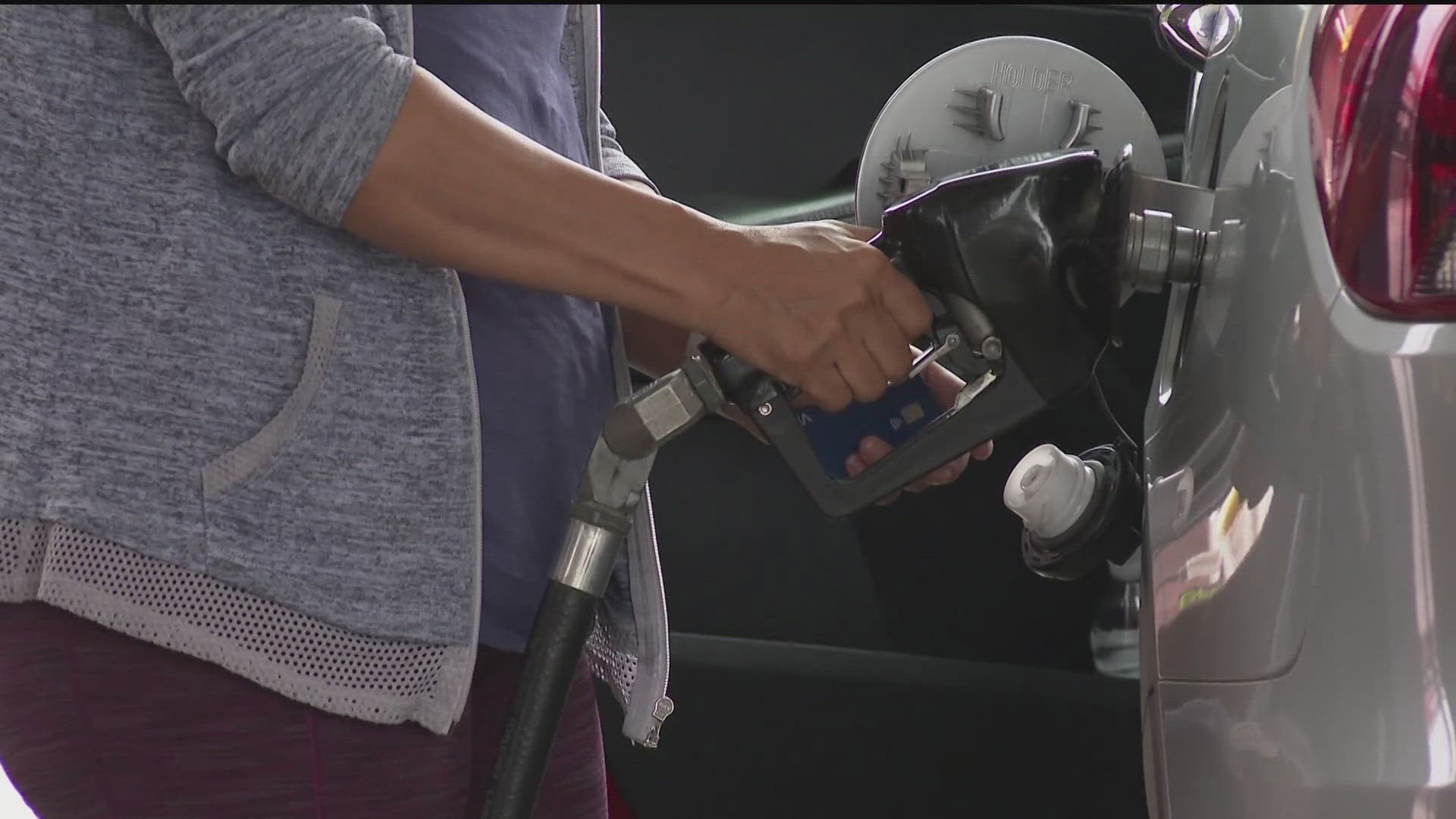 firstcoastnews.com - TEGNA Digital - Gas prices rise again Sunday, remain above $4 as upward trend continues