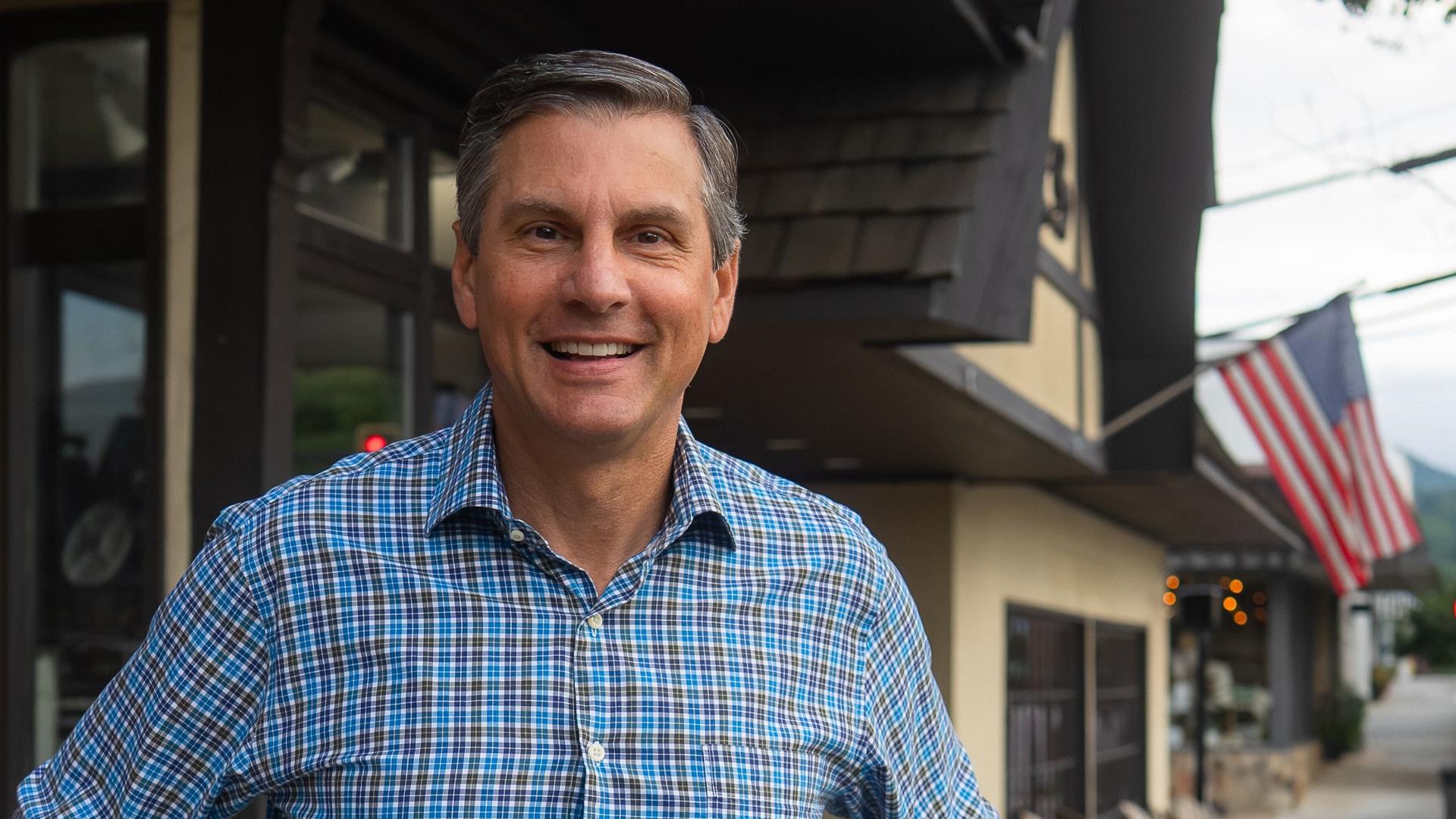 Former Tennessee coach Derek Dooley is running in the Republican primary for Georgia Senate, he announced Monday morning.